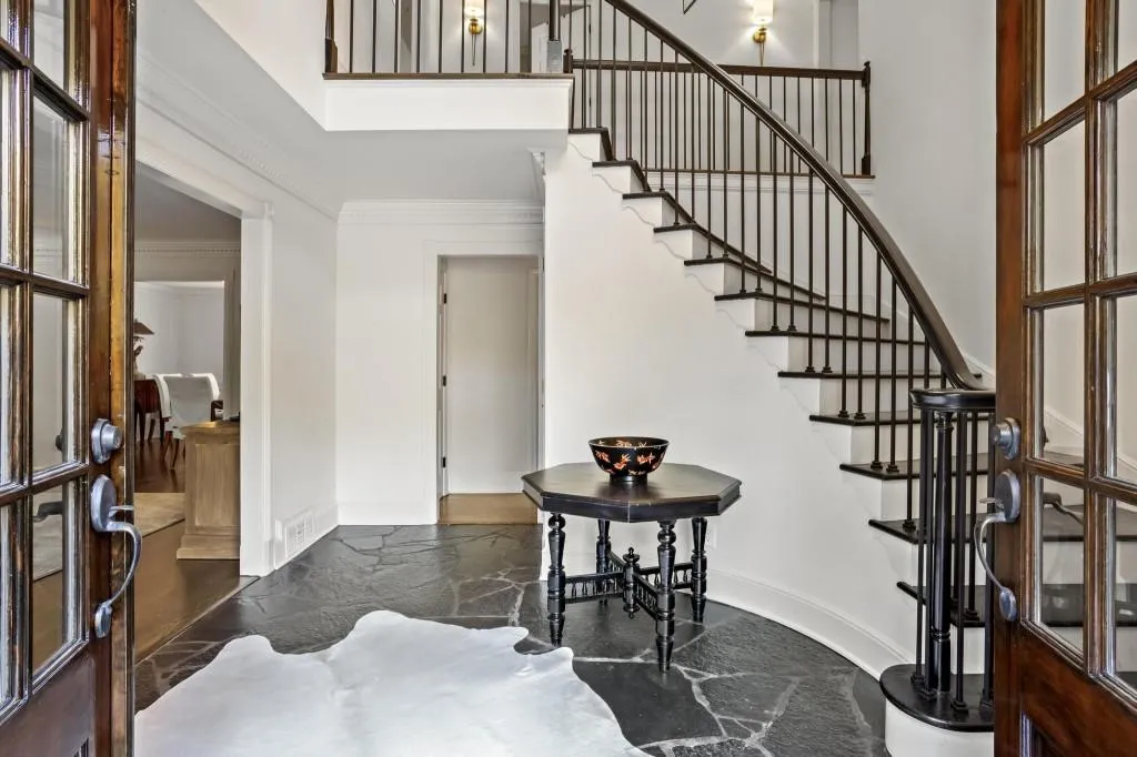 1530 Chaparral Place Ne, Atlanta, Georgia 30350, 5 Bedrooms Bedrooms, ,4 BathroomsBathrooms,Residential,Sold,1530 Chaparral Place Ne,7479645