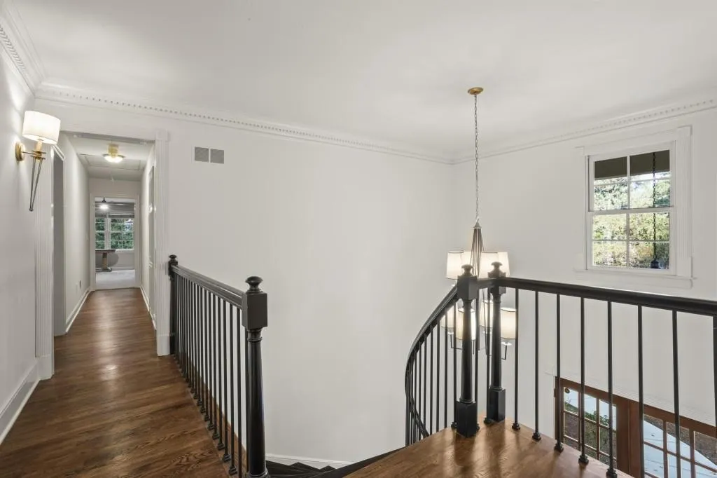 1530 Chaparral Place Ne, Atlanta, Georgia 30350, 5 Bedrooms Bedrooms, ,4 BathroomsBathrooms,Residential,Sold,1530 Chaparral Place Ne,7479645
