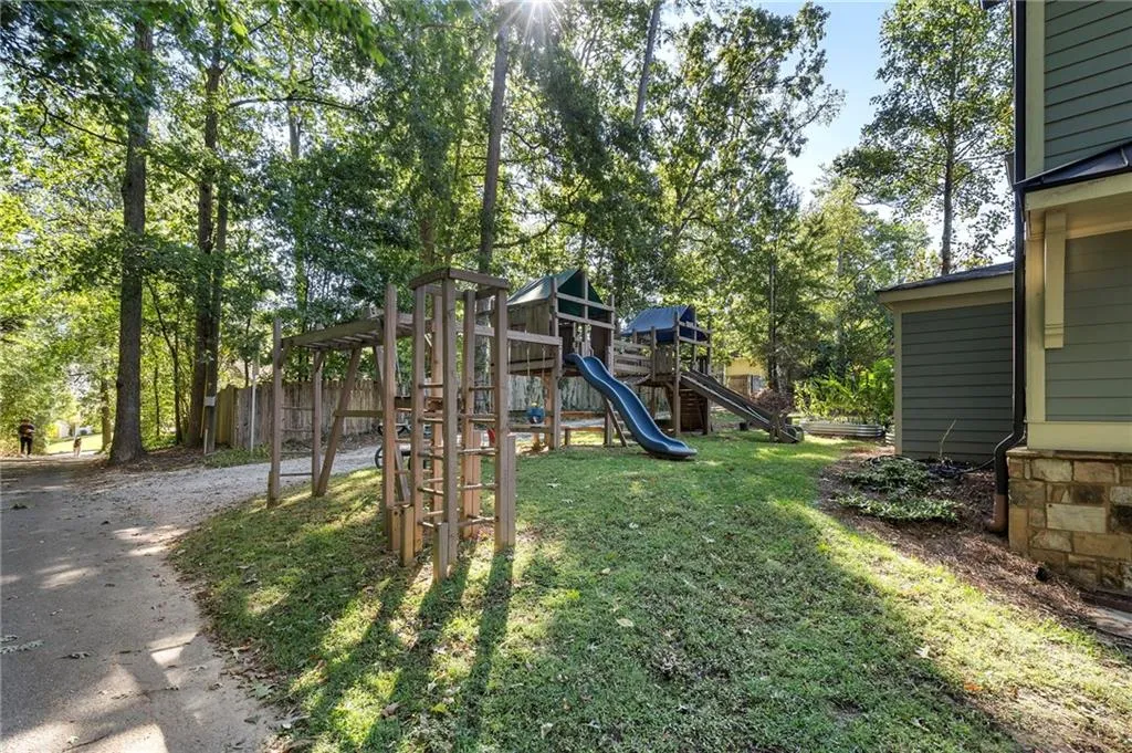 2643 Caldwell Road Ne, Atlanta, Georgia 30319, 6 Bedrooms Bedrooms, ,7 BathroomsBathrooms,Residential,For Sale,2643 Caldwell Road Ne,7664602