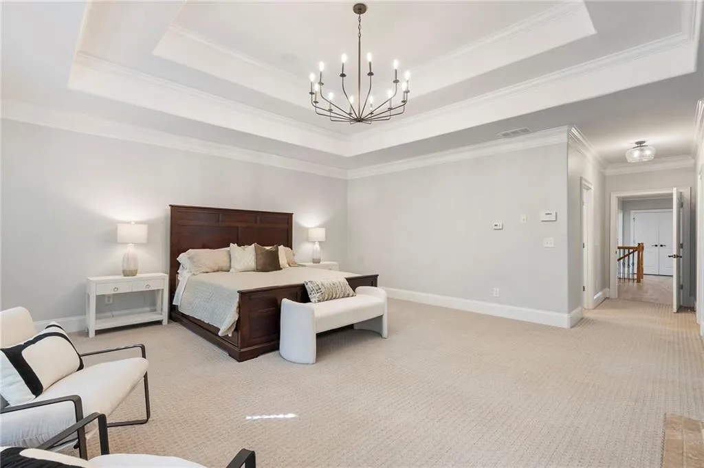 2643 Caldwell Road Ne, Atlanta, Georgia 30319, 6 Bedrooms Bedrooms, ,7 BathroomsBathrooms,Residential,For Sale,2643 Caldwell Road Ne,7664602