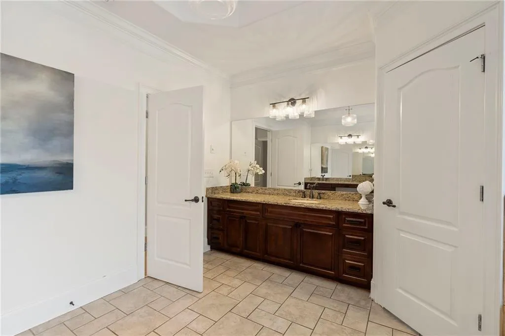 2643 Caldwell Road Ne, Atlanta, Georgia 30319, 6 Bedrooms Bedrooms, ,7 BathroomsBathrooms,Residential,For Sale,2643 Caldwell Road Ne,7664602