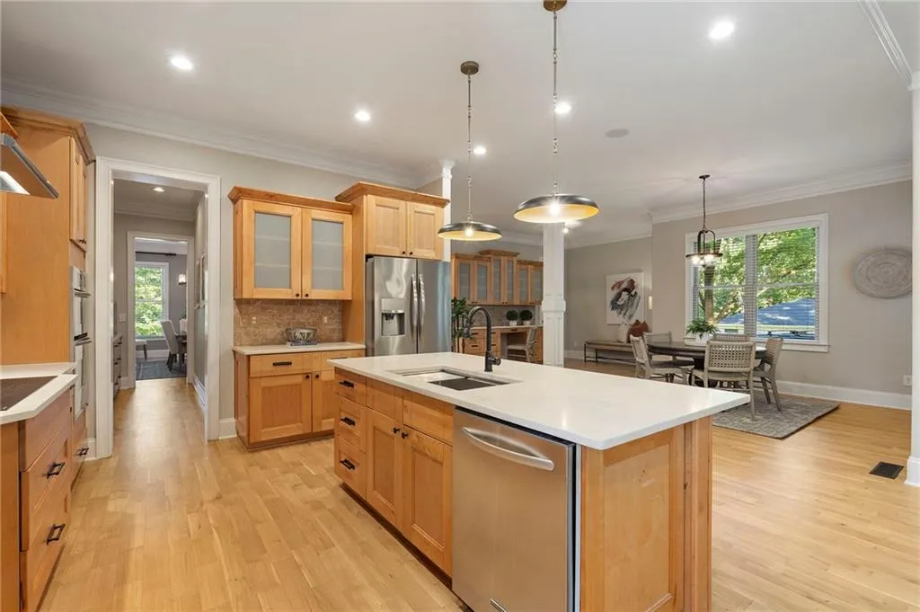 2643 Caldwell Road Ne, Atlanta, Georgia 30319, 6 Bedrooms Bedrooms, ,7 BathroomsBathrooms,Residential,For Sale,2643 Caldwell Road Ne,7664602