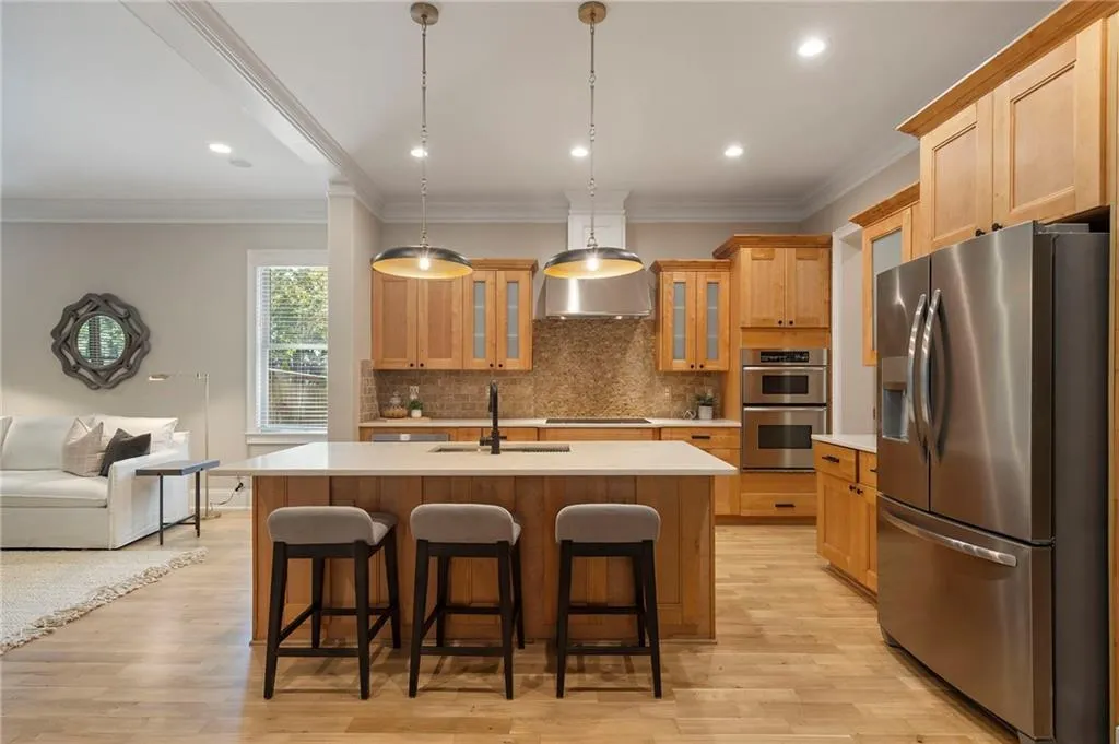 2643 Caldwell Road Ne, Atlanta, Georgia 30319, 6 Bedrooms Bedrooms, ,7 BathroomsBathrooms,Residential,For Sale,2643 Caldwell Road Ne,7664602