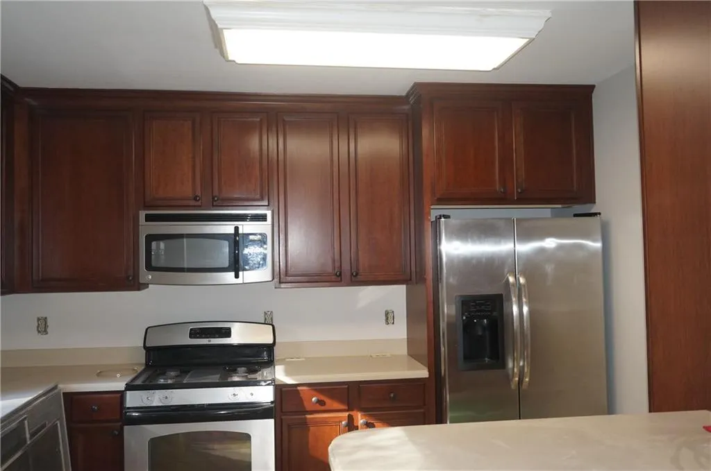 58 Mount Vernon Circle, Atlanta, Georgia 30338, 3 Bedrooms Bedrooms, ,2 BathroomsBathrooms,Residential,Sold,58 Mount Vernon Circle,5751853
