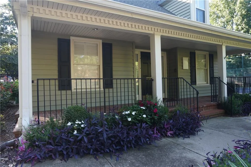 58 Mount Vernon Circle, Atlanta, Georgia 30338, 3 Bedrooms Bedrooms, ,2 BathroomsBathrooms,Residential,Sold,58 Mount Vernon Circle,5751853