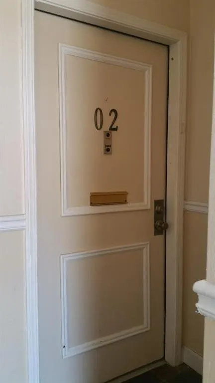 6851 Roswell Road Unit O2, Atlanta, Georgia 30328, 1 Bedroom Bedrooms, ,1 BathroomBathrooms,Residential,Sold,6851 Roswell Road Unit O2,5807704