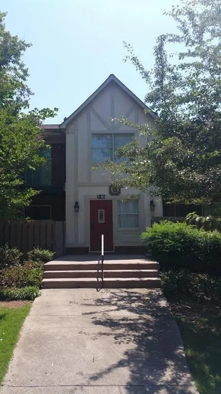 6851 Roswell Road Unit O2, Atlanta, Georgia 30328, 1 Bedroom Bedrooms, ,1 BathroomBathrooms,Residential,Sold,6851 Roswell Road Unit O2,5807704