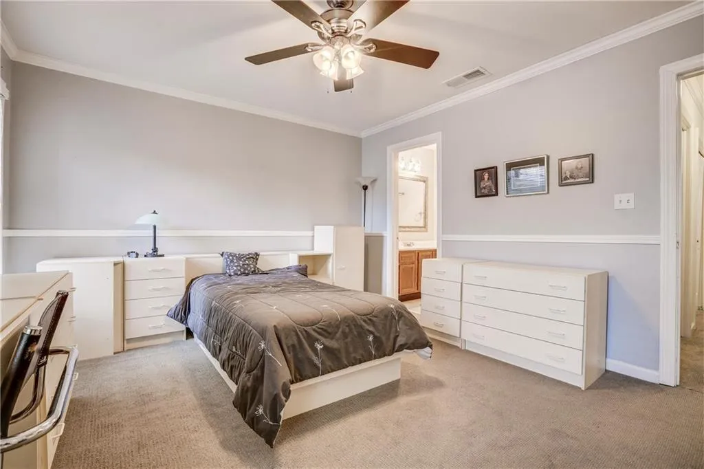 7500 Roswell Road Unit 22, Sandy Springs, Georgia 30350, 2 Bedrooms Bedrooms, ,2 BathroomsBathrooms,Residential,Sold,7500 Roswell Road Unit 22,6022764