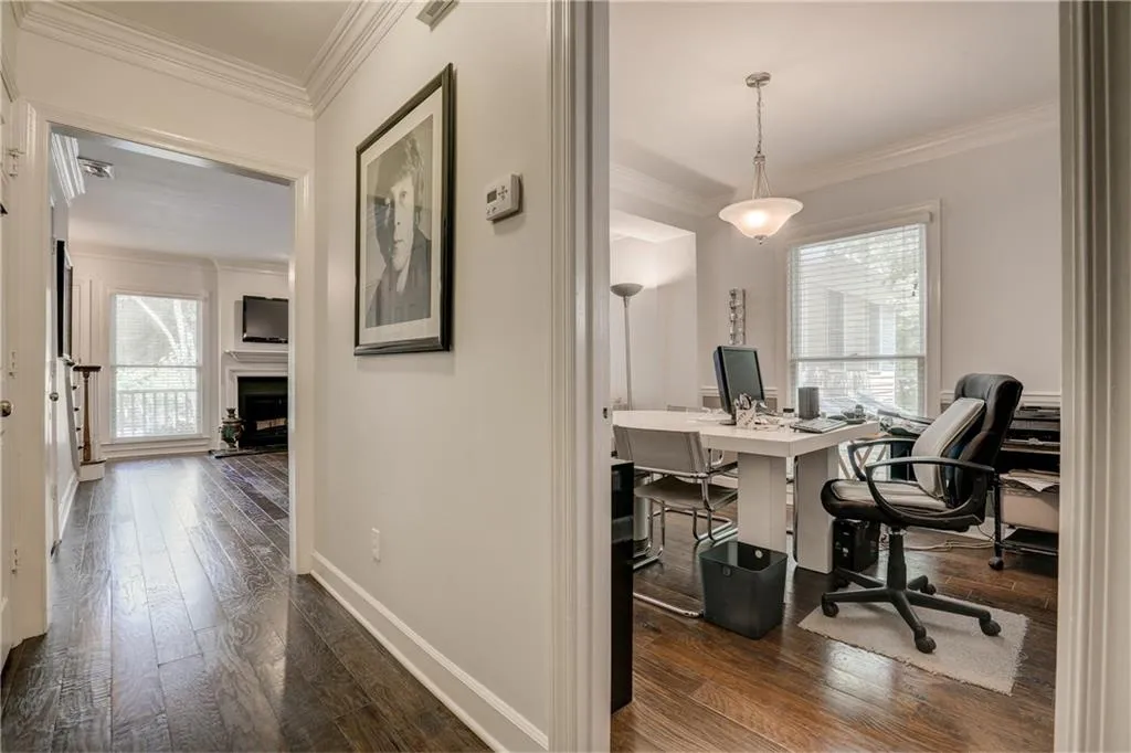 7500 Roswell Road Unit 22, Sandy Springs, Georgia 30350, 2 Bedrooms Bedrooms, ,2 BathroomsBathrooms,Residential,Sold,7500 Roswell Road Unit 22,6022764