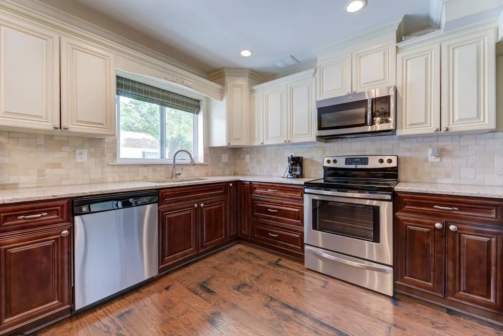 7305 Cardigan Circle Unit 7305, Sandy Springs, Georgia 30328, 3 Bedrooms Bedrooms, ,3 BathroomsBathrooms,Residential,Sold,7305 Cardigan Circle Unit 7305,6542950