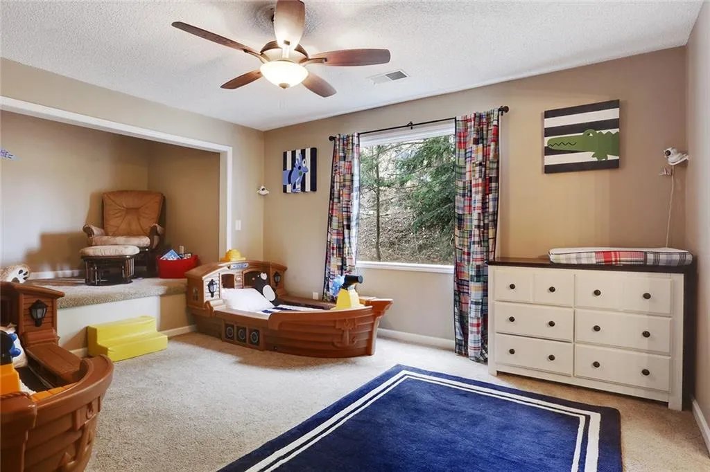 7325 Chattahoochee Bluff Drive, Sandy Springs, Georgia 30350, 5 Bedrooms Bedrooms, ,3 BathroomsBathrooms,Residential,Sold,7325 Chattahoochee Bluff Drive,5994862