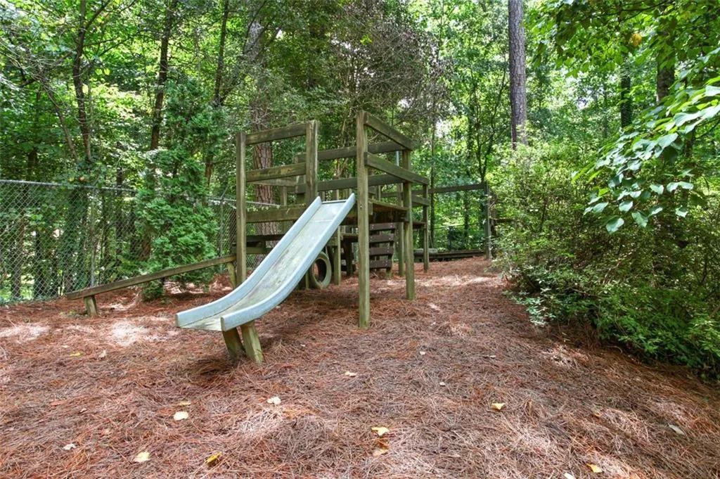 6100 River Chase Circle, Atlanta, Georgia 30328, 6 Bedrooms Bedrooms, ,5 BathroomsBathrooms,Residential,Sold,6100 River Chase Circle,6935659