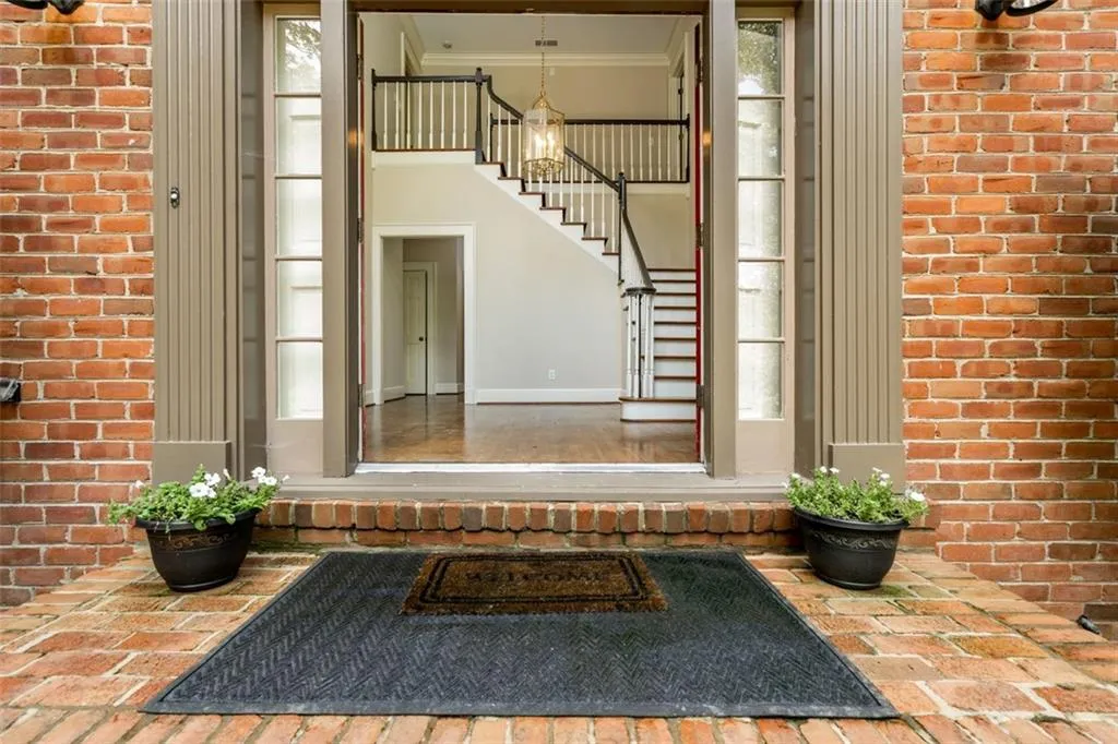 6100 River Chase Circle, Atlanta, Georgia 30328, 6 Bedrooms Bedrooms, ,5 BathroomsBathrooms,Residential,Sold,6100 River Chase Circle,6935659