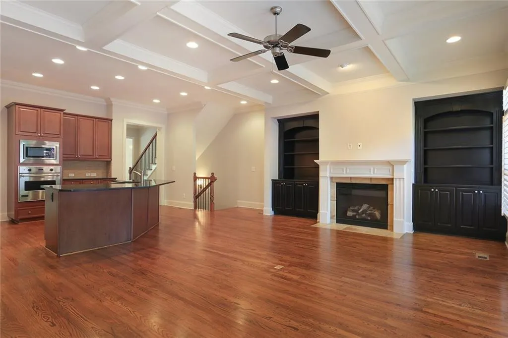 691 Lockton Place, Sandy Springs, Georgia 30342, 4 Bedrooms Bedrooms, ,4 BathroomsBathrooms,Residential,Sold,691 Lockton Place,6557368