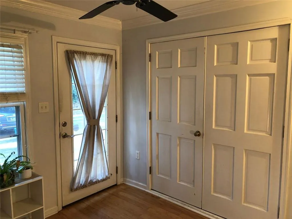6700 Roswell Road Unit 4b, Atlanta, Georgia 30328, 3 Bedrooms Bedrooms, ,2 BathroomsBathrooms,Residential,Sold,6700 Roswell Road Unit 4b,6826435