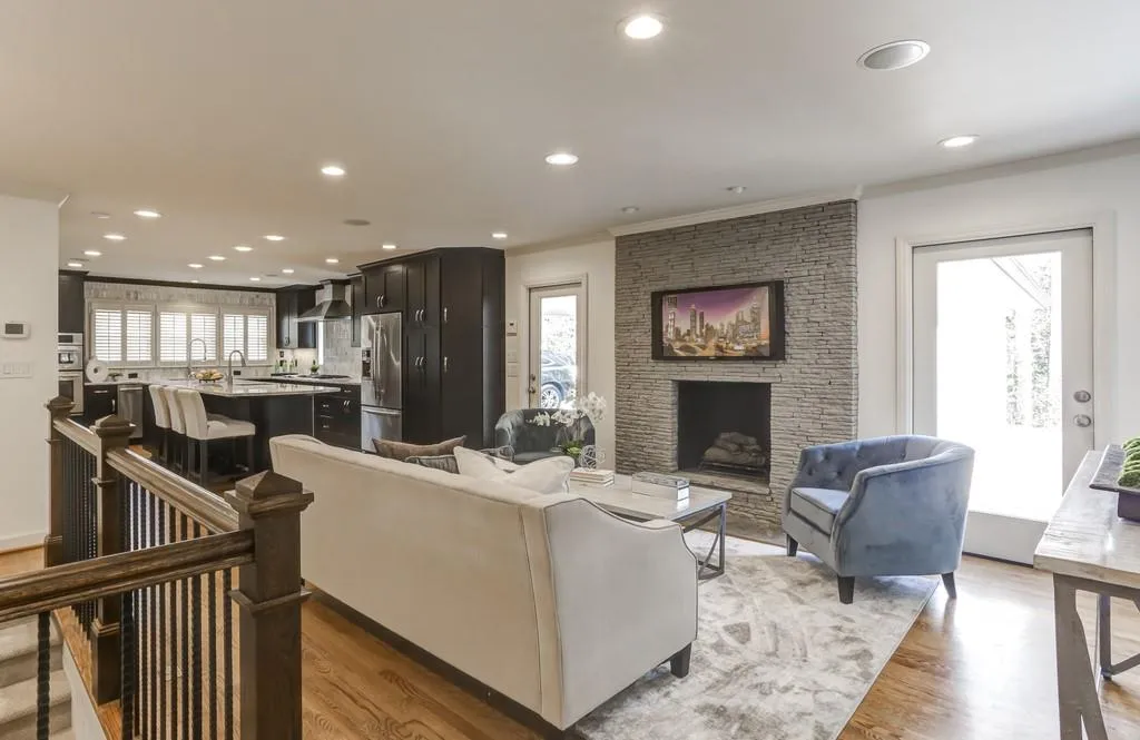 245 Forrest Lake Drive, Atlanta, Georgia 30327, 4 Bedrooms Bedrooms, ,3 BathroomsBathrooms,Residential,Sold,245 Forrest Lake Drive,6839464