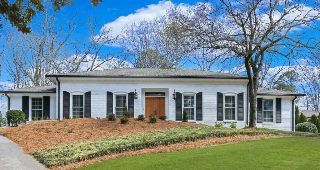 245 Forrest Lake Drive, Atlanta, Georgia 30327, 4 Bedrooms Bedrooms, ,3 BathroomsBathrooms,Residential,Sold,245 Forrest Lake Drive,6839464