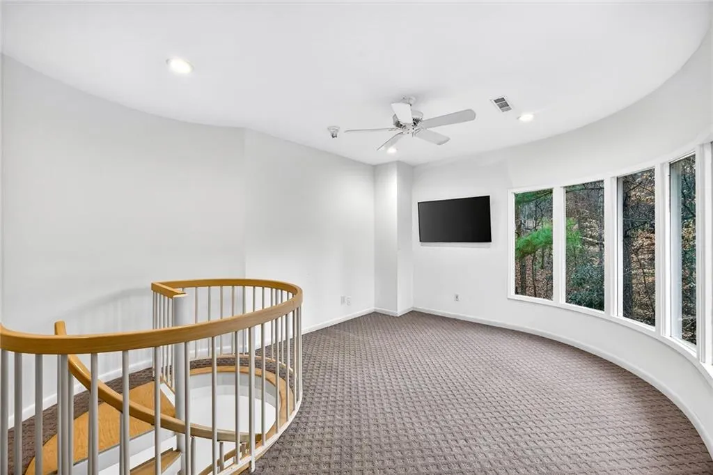 230 N Chambord Drive Nw, Atlanta, Georgia 30327, 6 Bedrooms Bedrooms, ,6 BathroomsBathrooms,Residential,For Sale,230 N Chambord Drive Nw,7720260