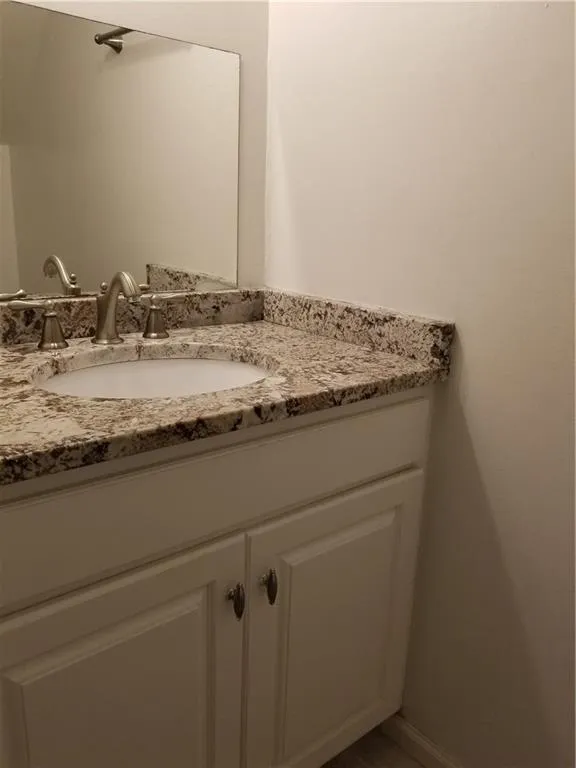 5689 Kingsport Drive, Sandy Springs, Georgia 30342, 2 Bedrooms Bedrooms, ,1 BathroomBathrooms,Residential,Sold,5689 Kingsport Drive,6800148