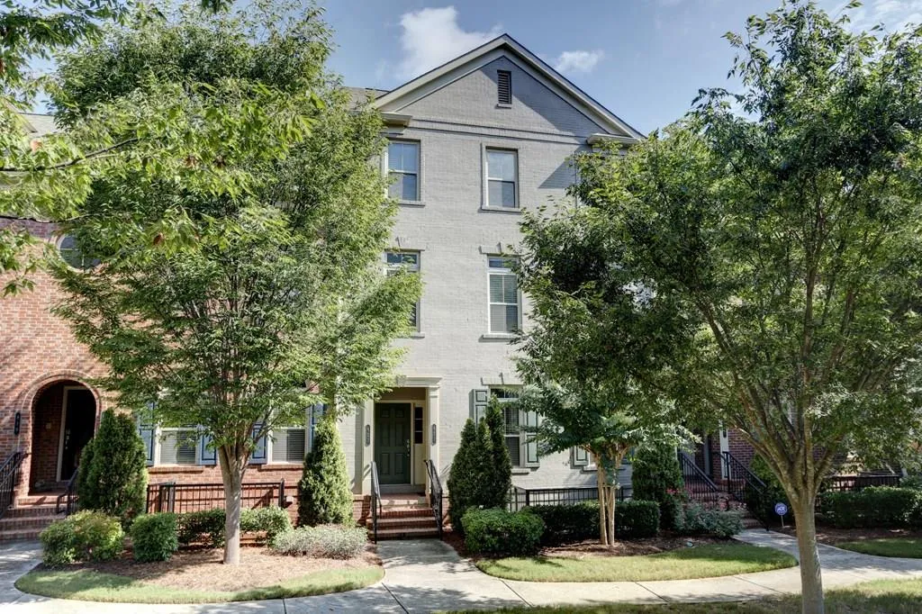 823 Perennial Drive, Sandy Springs, Georgia 30328, 3 Bedrooms Bedrooms, ,2 BathroomsBathrooms,Residential,Sold,823 Perennial Drive,5737498