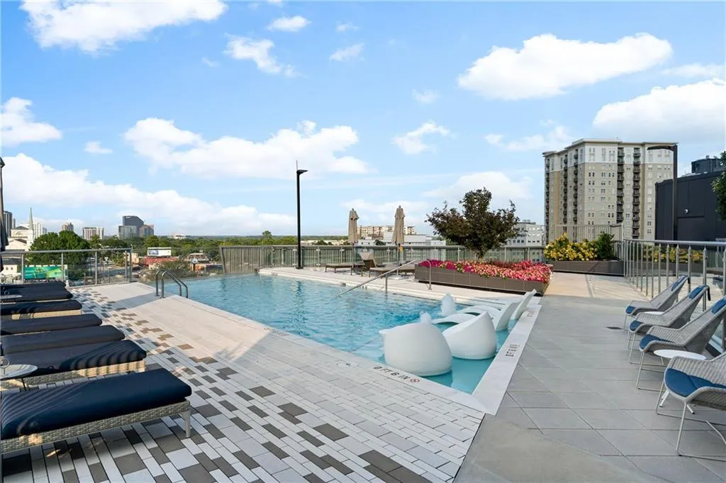 3107 Peachtree Road Ne Unit 1403, Atlanta, Georgia 30305, 2 Bedrooms Bedrooms, ,2 BathroomsBathrooms,Residential,For Sale,3107 Peachtree Road Ne Unit 1403,7621327
