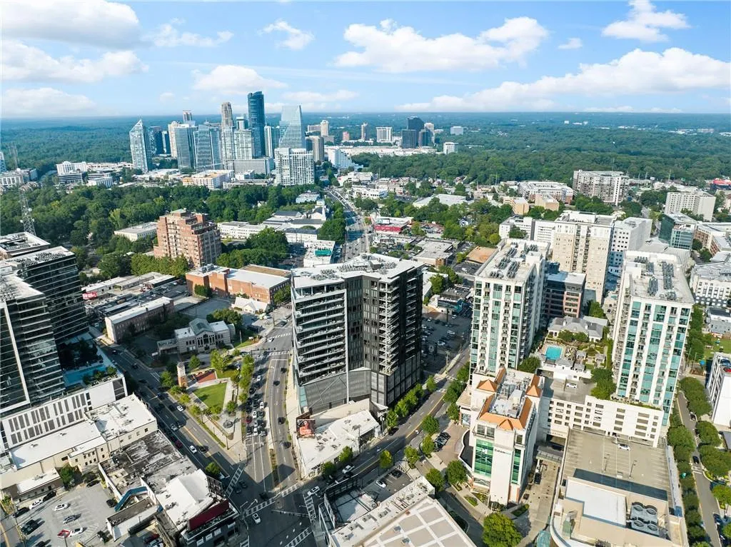 3107 Peachtree Road Ne Unit 1403, Atlanta, Georgia 30305, 2 Bedrooms Bedrooms, ,2 BathroomsBathrooms,Residential,For Sale,3107 Peachtree Road Ne Unit 1403,7621327