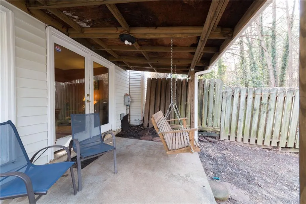 8865 Roberts Drive, Atlanta, Georgia 30350, 2 Bedrooms Bedrooms, ,2 BathroomsBathrooms,Residential,Sold,8865 Roberts Drive,5648583