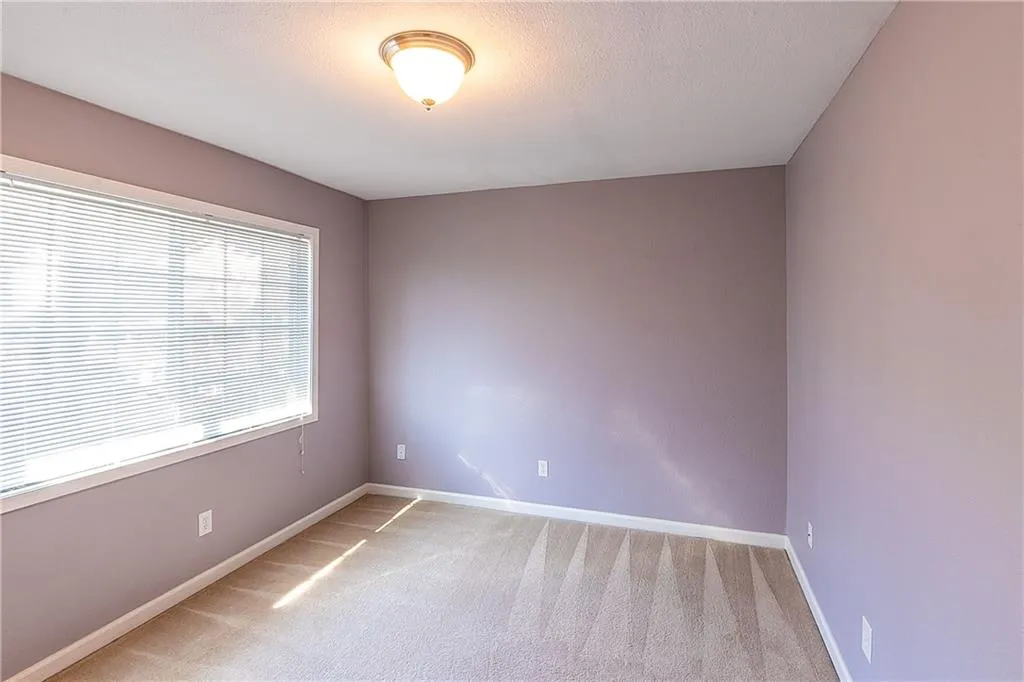 6940 Roswell Road Unit 7f, Atlanta, Georgia 30328, 3 Bedrooms Bedrooms, ,1 BathroomBathrooms,Residential,Sold,6940 Roswell Road Unit 7f,6690191