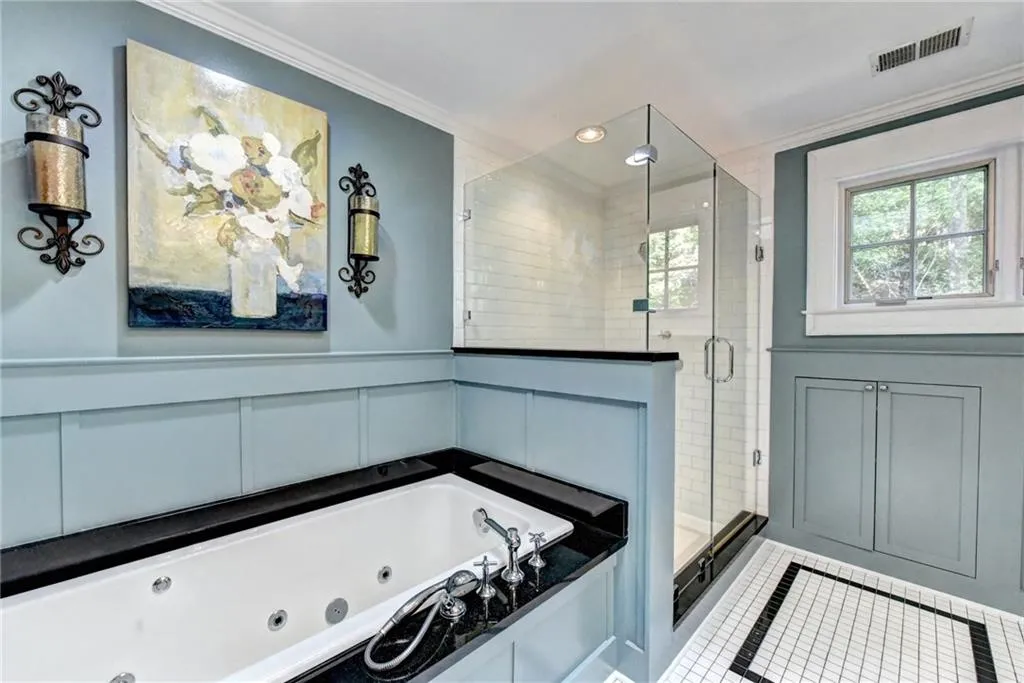 175 Churchill Drive, Sandy Springs, Georgia 30350, 6 Bedrooms Bedrooms, ,5 BathroomsBathrooms,Residential,Sold,175 Churchill Drive,5977666