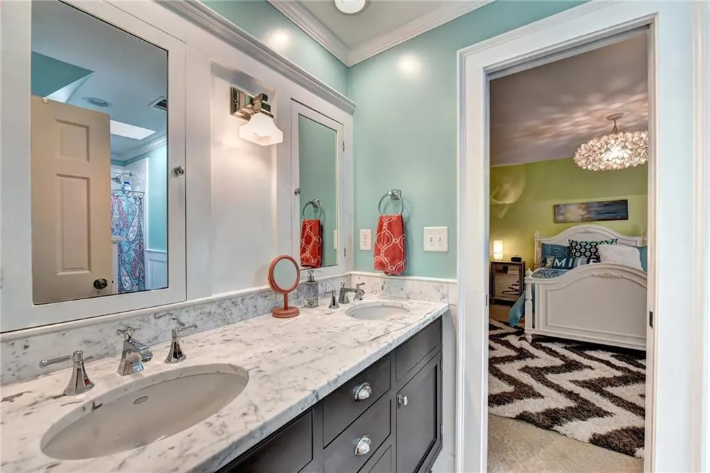 175 Churchill Drive, Sandy Springs, Georgia 30350, 6 Bedrooms Bedrooms, ,5 BathroomsBathrooms,Residential,Sold,175 Churchill Drive,5977666