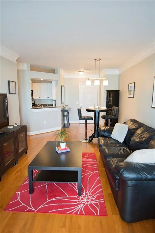 3334 Peachtree Road Ne Unit 410, Atlanta, Georgia 30326, 1 Bedroom Bedrooms, ,1 BathroomBathrooms,Residential,Sold,3334 Peachtree Road Ne Unit 410,5874116