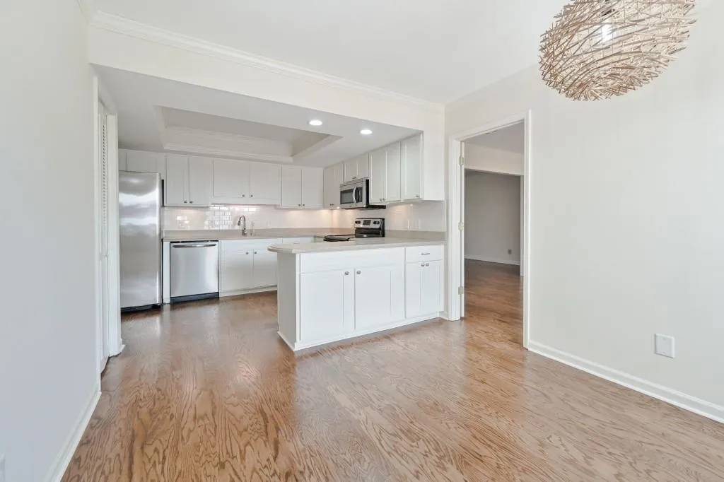 506 The North Chace Ne, Sandy Springs, Georgia 30328, 3 Bedrooms Bedrooms, ,2 BathroomsBathrooms,Residential,Sold,506 The North Chace Ne,6841312