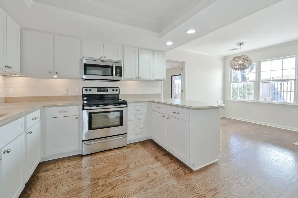 506 The North Chace Ne, Sandy Springs, Georgia 30328, 3 Bedrooms Bedrooms, ,2 BathroomsBathrooms,Residential,Sold,506 The North Chace Ne,6841312