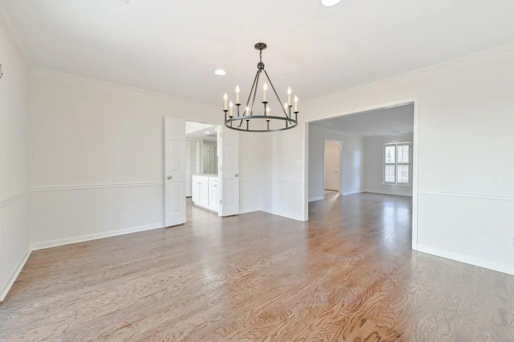506 The North Chace Ne, Sandy Springs, Georgia 30328, 3 Bedrooms Bedrooms, ,2 BathroomsBathrooms,Residential,Sold,506 The North Chace Ne,6841312