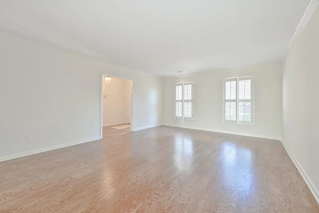 506 The North Chace Ne, Sandy Springs, Georgia 30328, 3 Bedrooms Bedrooms, ,2 BathroomsBathrooms,Residential,Sold,506 The North Chace Ne,6841312