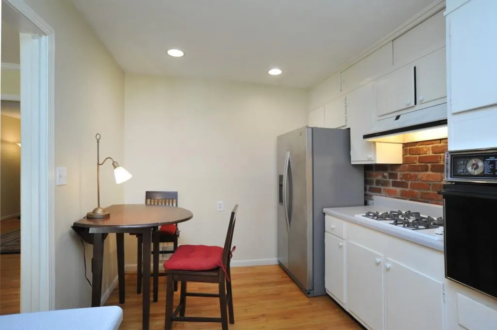 485 Mossyvale Way, Sandy Springs, Georgia 30328, 5 Bedrooms Bedrooms, ,3 BathroomsBathrooms,Residential,Sold,485 Mossyvale Way,6616253