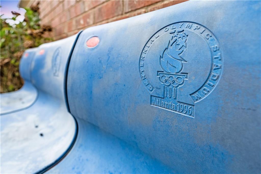 6285 Glen Oaks Lane, Sandy Springs, Georgia 30328, 4 Bedrooms Bedrooms, ,3 BathroomsBathrooms,Residential,Sold,6285 Glen Oaks Lane,7266869