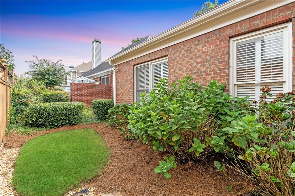 6285 Glen Oaks Lane, Sandy Springs, Georgia 30328, 4 Bedrooms Bedrooms, ,3 BathroomsBathrooms,Residential,Sold,6285 Glen Oaks Lane,7266869