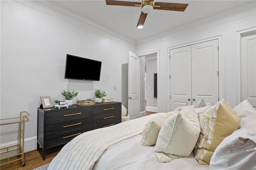 Main level Bedroom