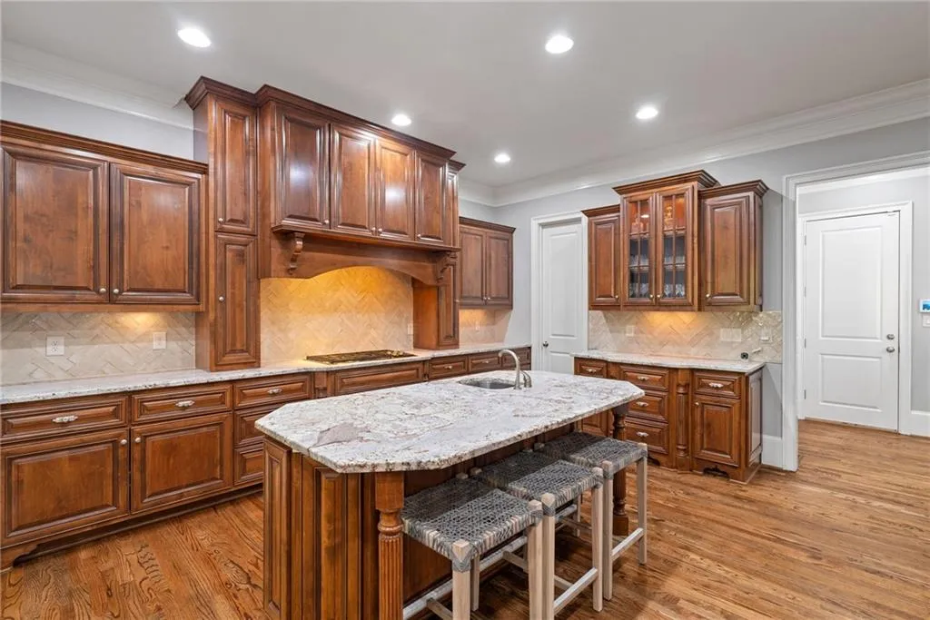 3283 Stratfield Drive Ne, Brookhaven, Georgia 30319, 7 Bedrooms Bedrooms, ,6 BathroomsBathrooms,Residential,For Sale,3283 Stratfield Drive Ne,7603677
