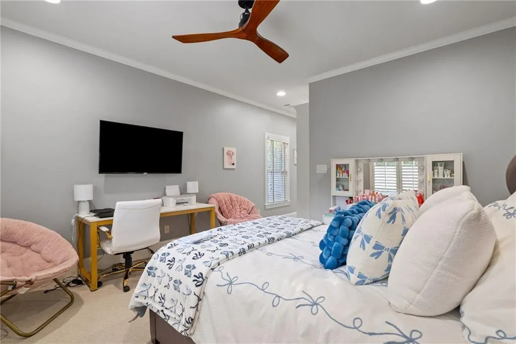 3283 Stratfield Drive Ne, Brookhaven, Georgia 30319, 7 Bedrooms Bedrooms, ,6 BathroomsBathrooms,Residential,For Sale,3283 Stratfield Drive Ne,7603677