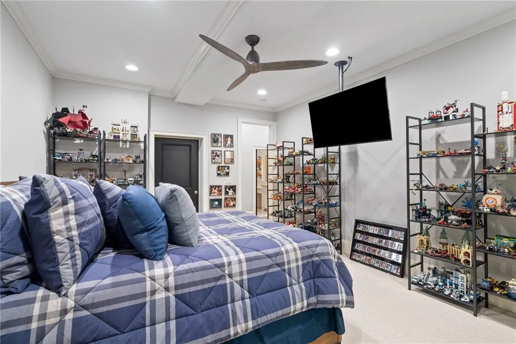 Terrace Level Bedroom