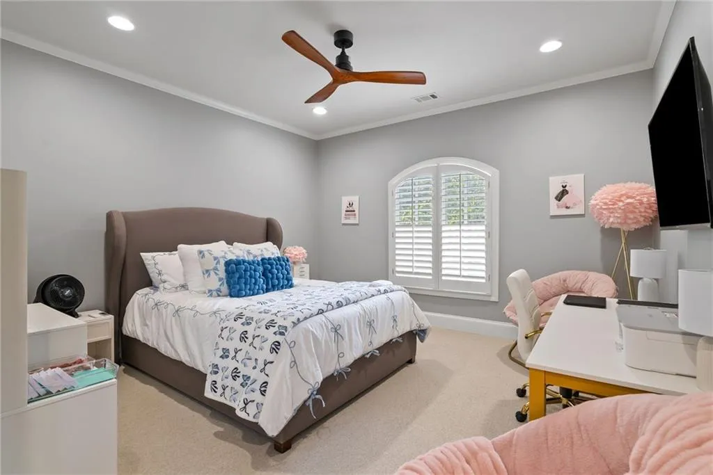3283 Stratfield Drive Ne, Brookhaven, Georgia 30319, 7 Bedrooms Bedrooms, ,6 BathroomsBathrooms,Residential,For Sale,3283 Stratfield Drive Ne,7603677