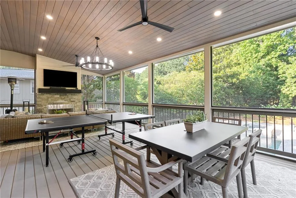 Screened in porch off of the kitchen