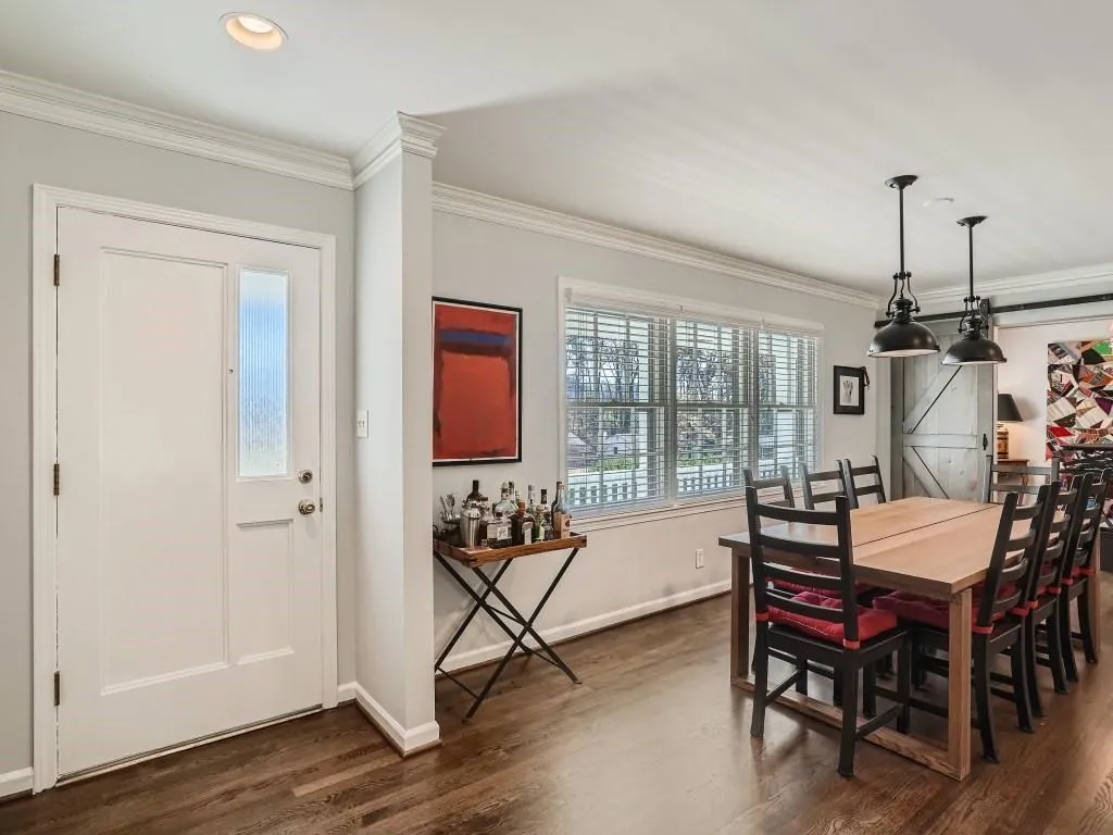 5705 Kayron Drive, Atlanta, Georgia 30328, 4 Bedrooms Bedrooms, ,3 BathroomsBathrooms,Residential,Sold,5705 Kayron Drive,7191866