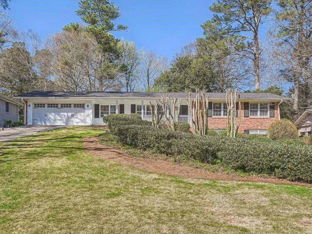 5705 Kayron Drive, Atlanta, Georgia 30328, 4 Bedrooms Bedrooms, ,3 BathroomsBathrooms,Residential,Sold,5705 Kayron Drive,7191866