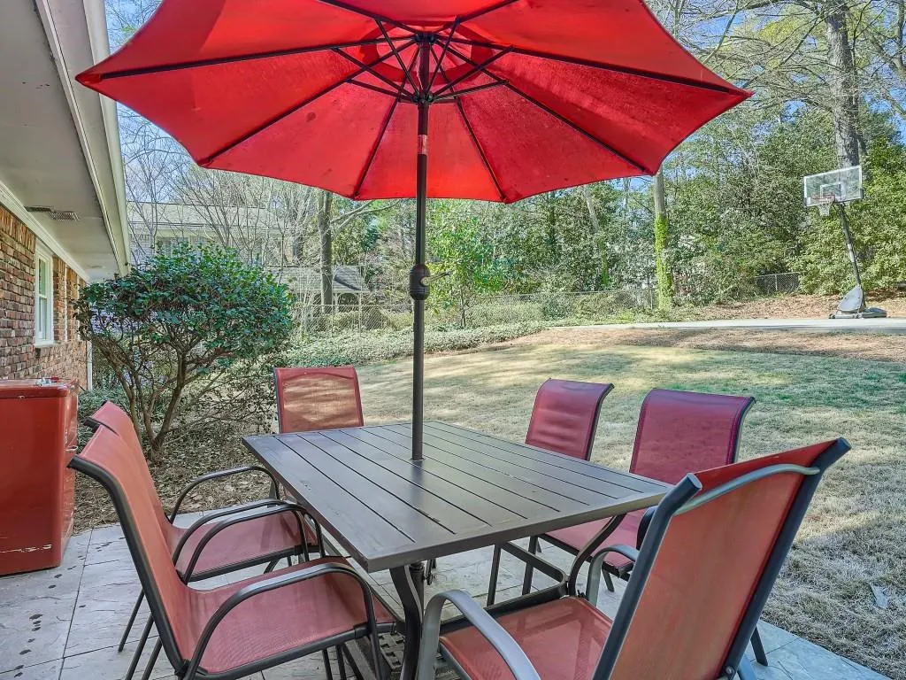 5705 Kayron Drive, Atlanta, Georgia 30328, 4 Bedrooms Bedrooms, ,3 BathroomsBathrooms,Residential,Sold,5705 Kayron Drive,7191866