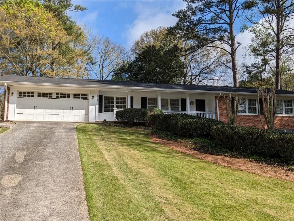 5705 Kayron Drive, Atlanta, Georgia 30328, 4 Bedrooms Bedrooms, ,3 BathroomsBathrooms,Residential,Sold,5705 Kayron Drive,7191866