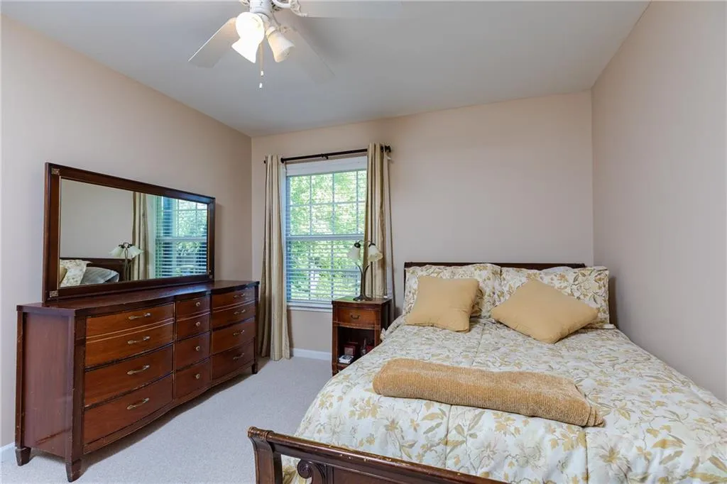 1608 Brighton Point, Sandy Springs, Georgia 30328, 3 Bedrooms Bedrooms, ,2 BathroomsBathrooms,Residential,Sold,1608 Brighton Point,6540688