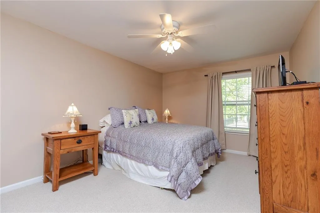 1608 Brighton Point, Sandy Springs, Georgia 30328, 3 Bedrooms Bedrooms, ,2 BathroomsBathrooms,Residential,Sold,1608 Brighton Point,6540688